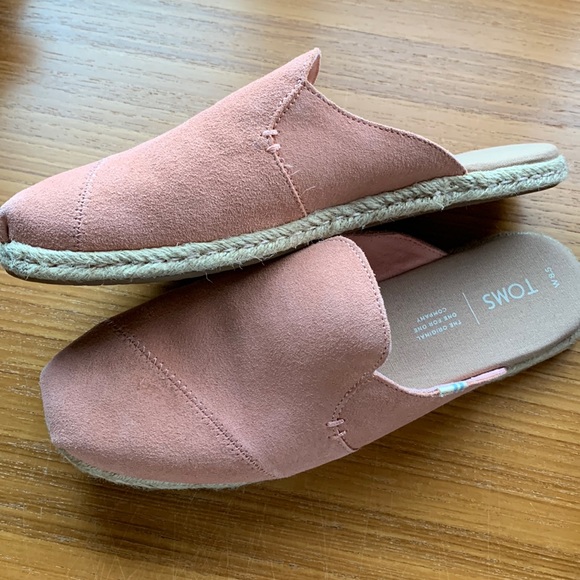 TOMS *brand New* Nova Leather Wrap Pink Coral slides - Picture 2 of 8